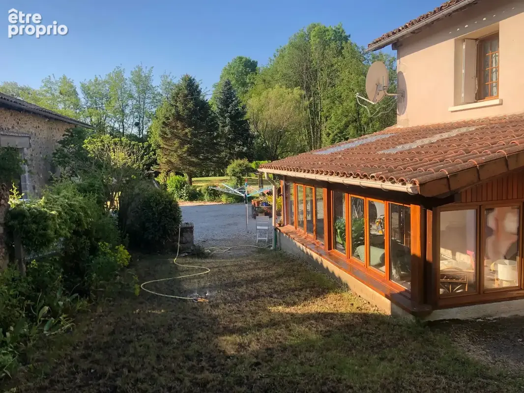 Maison de campagne avec grange, piscine et belle vue degagee - photo 4