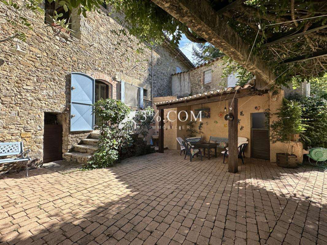 Maison à SAINT-SEBASTIEN-D&#039;AIGREFEUILLE