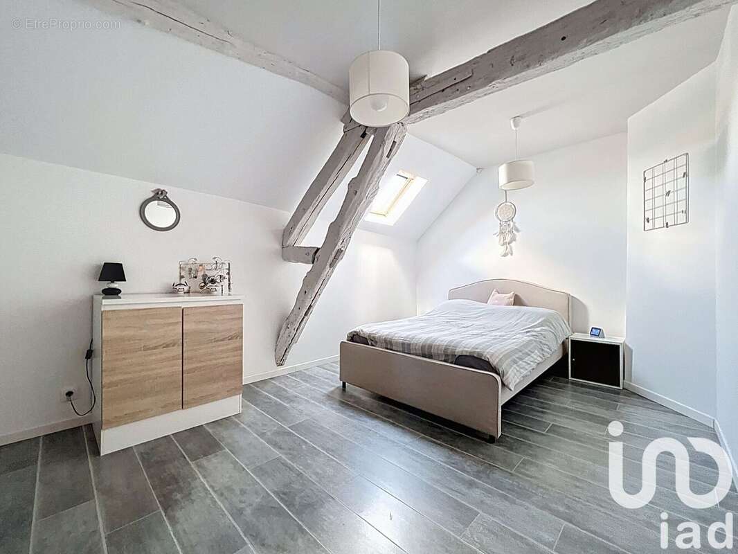 Photo 3 - Maison à SAINT-ESCOBILLE