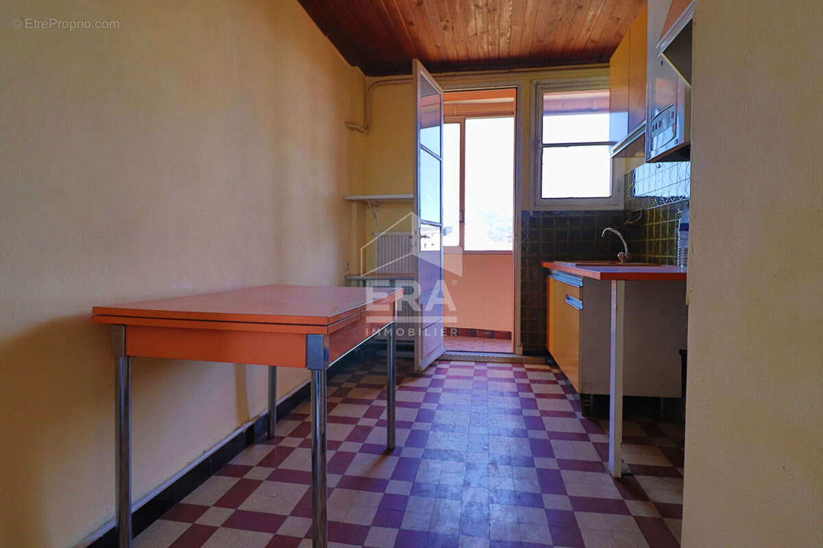 Appartement à MARSEILLE-10E