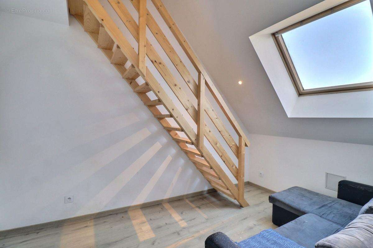 Maison à LES ABRETS