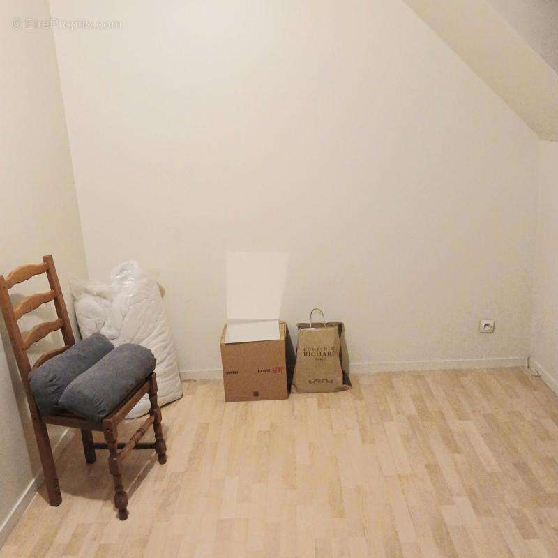A vendre Magnifique maison de 7 pièces 135m² à Pierrefitte-Sur-Seine(Saint-Denis) - photo 12