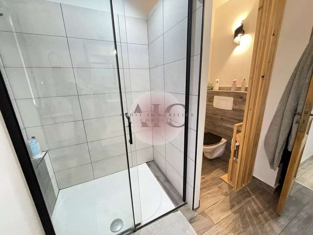 Maison à TOURRETTES