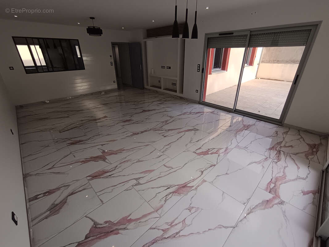 Maison à CASTELSARRASIN