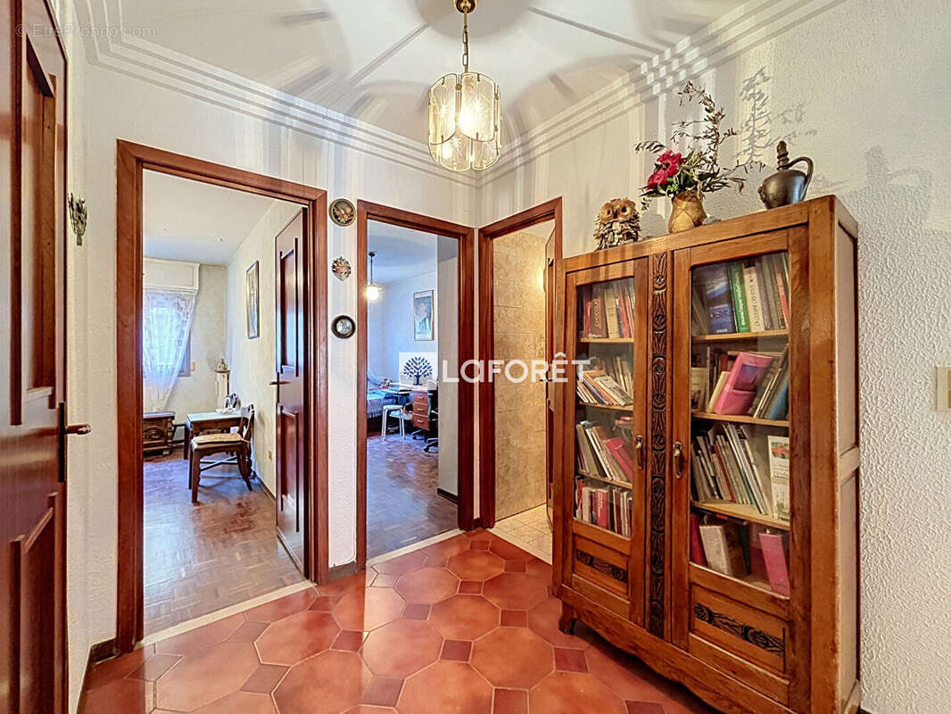Appartement Menton 4 pièces 104 m2 , grande terrasse et box fermé - photo 8