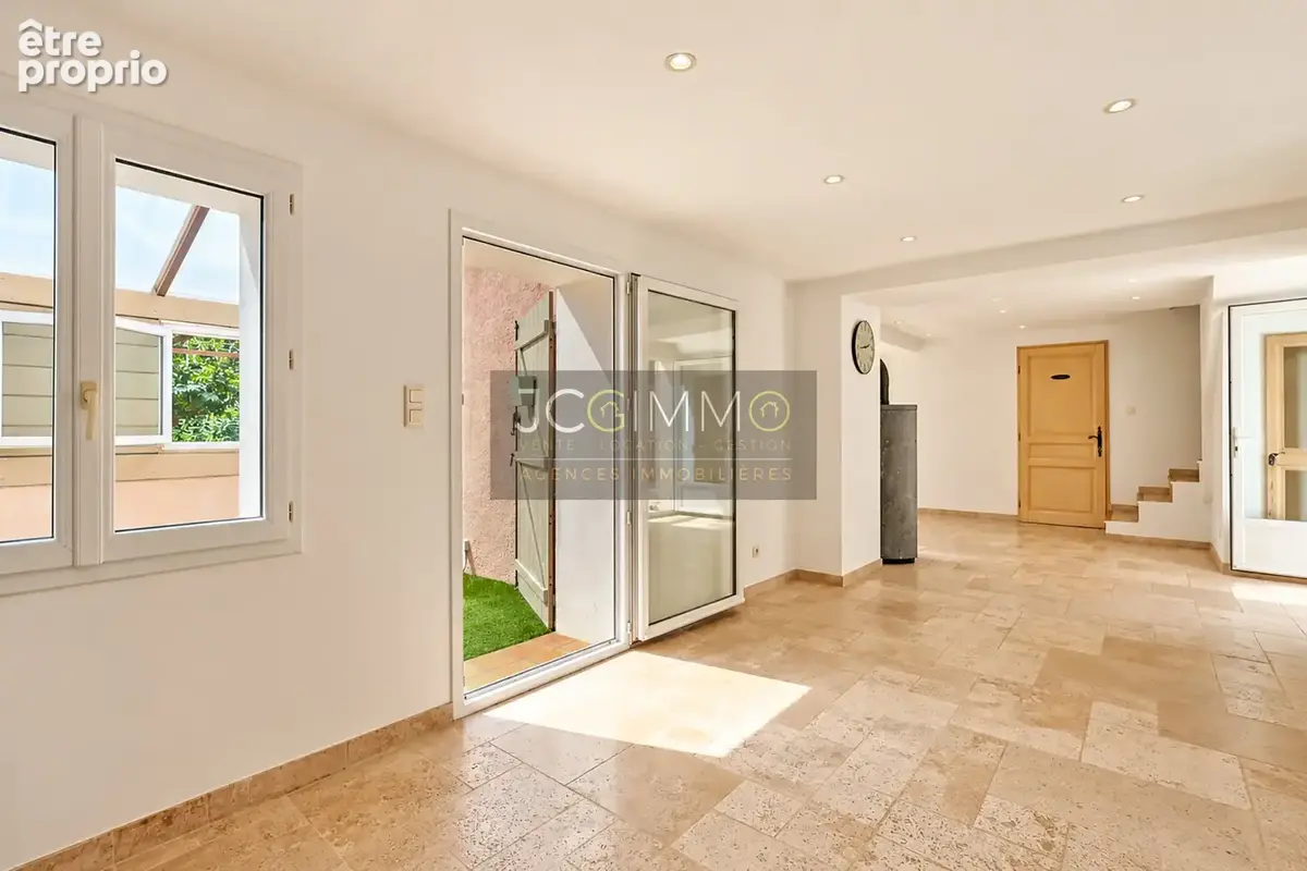 Sollies pont (quartier sainte christine) - maison 95 m2 - terrasse - veranda - terrain 1 615 m2 - photo 3