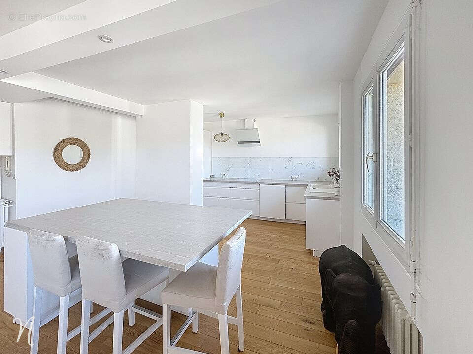 Appartement à SAINT-ETIENNE
