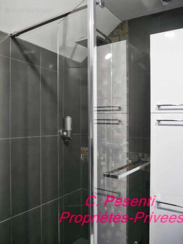 Maison à SAINT-THIBAULT-DES-VIGNES