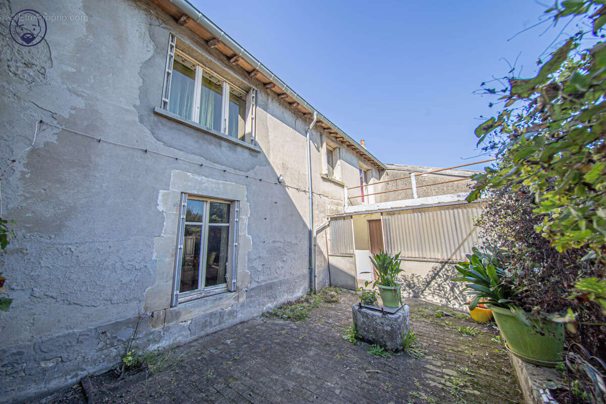 Maison à LIGNY-EN-BARROIS