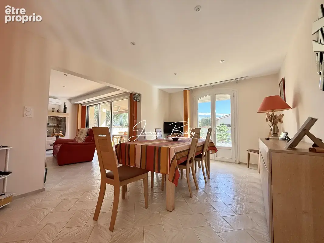 Maison 6 pièces 190 m² à vendre à Saint-Esteve (66240) - photo 14