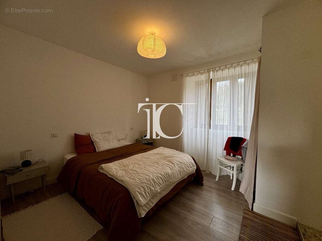 Appartement à LES VANS