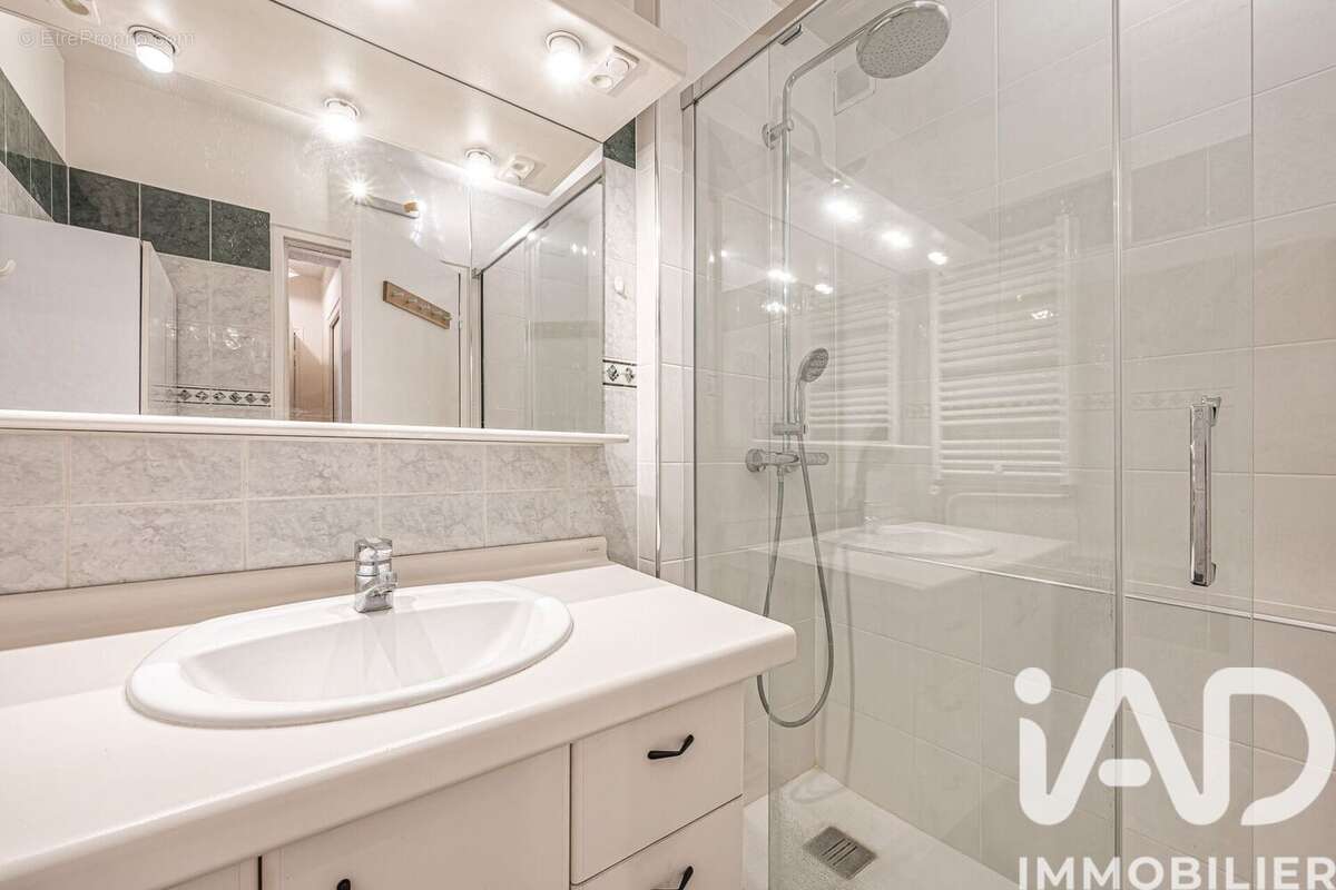 Photo 9 - Appartement à PUTEAUX