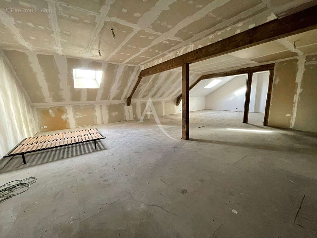 Maison à ETREPAGNY