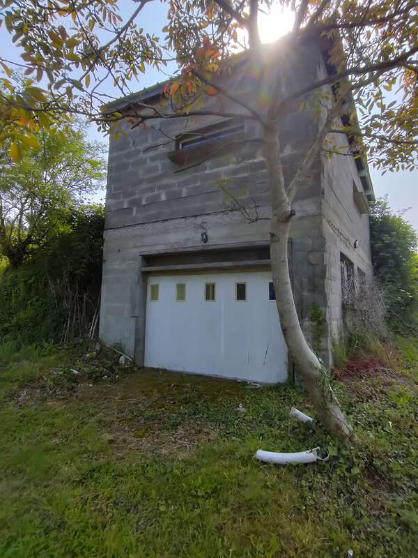 Maison à CLEGUEREC