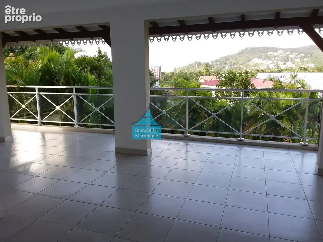 Bel appartement T3 -Dans résidence sécurisée- à l'anse à l'âne - photo 2