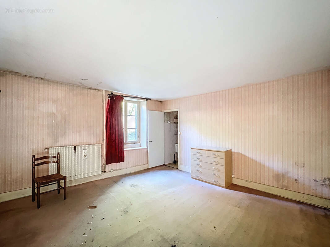 Maison à MONTIERS-SUR-SAULX