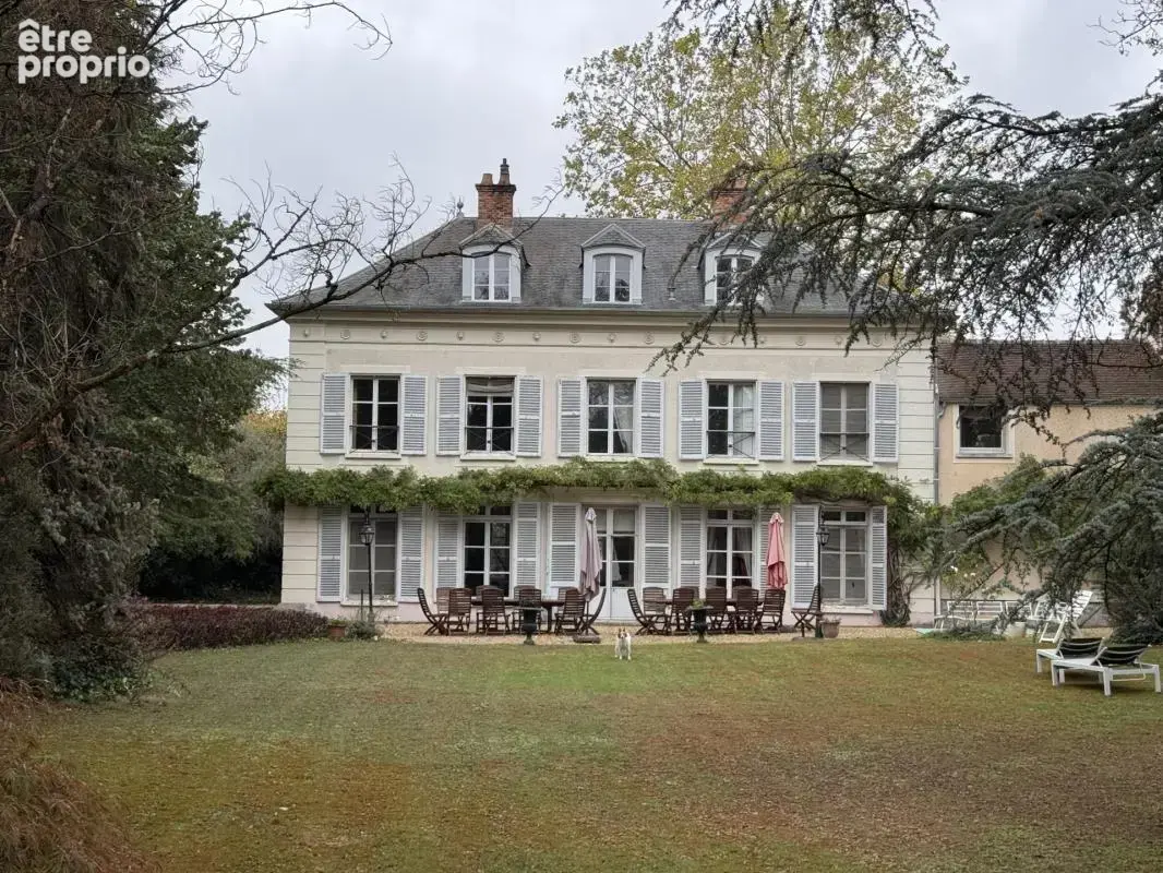 Maison de Maître proche Fontainebleau - photo 1
