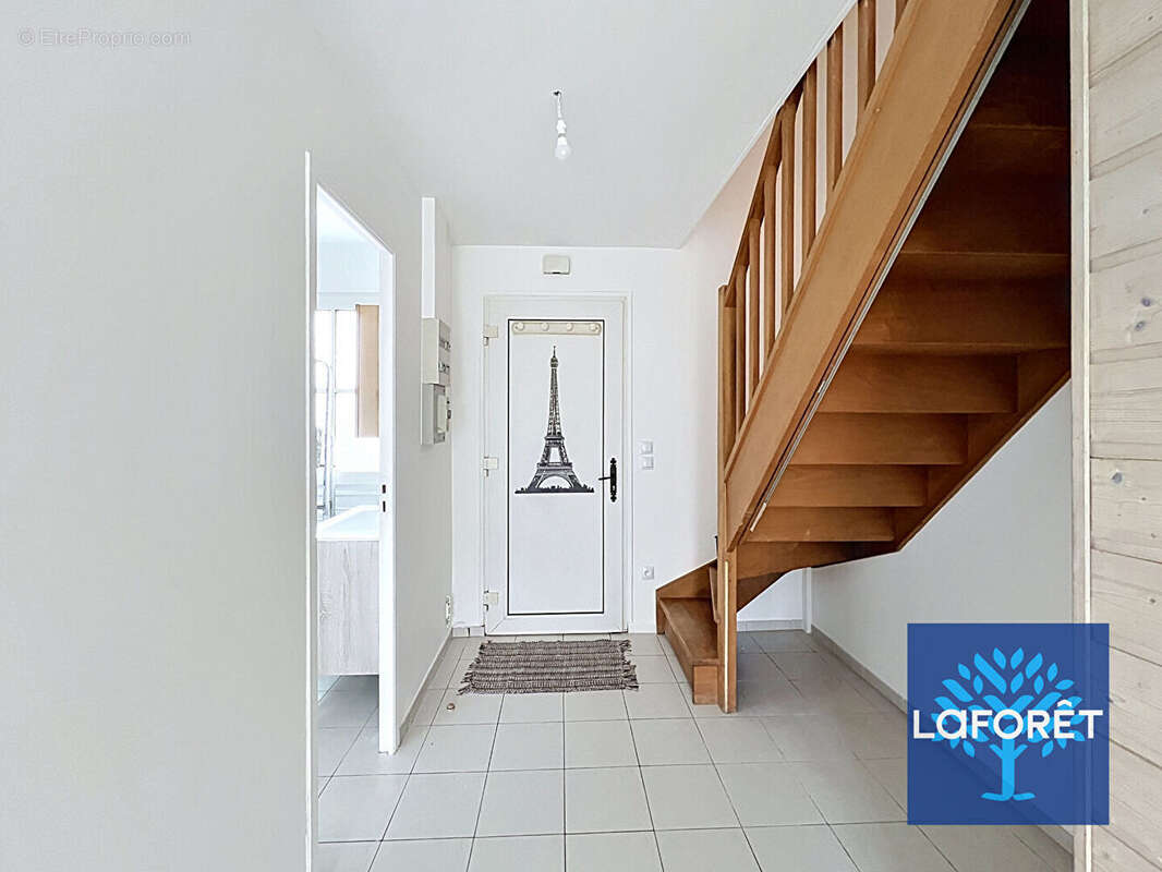 Appartement à BOURAY-SUR-JUINE