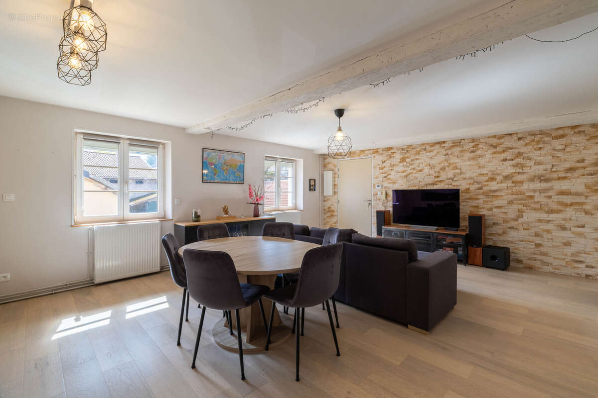 Appartement à NOVEANT-SUR-MOSELLE