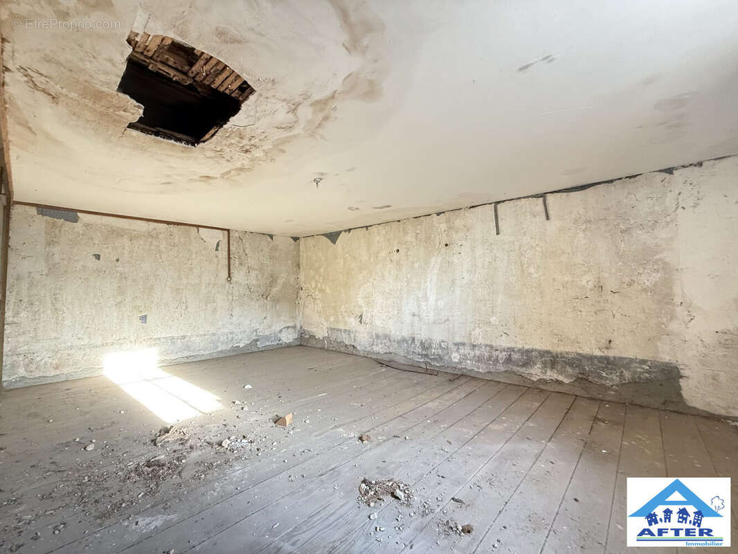 Maison à XERMAMENIL