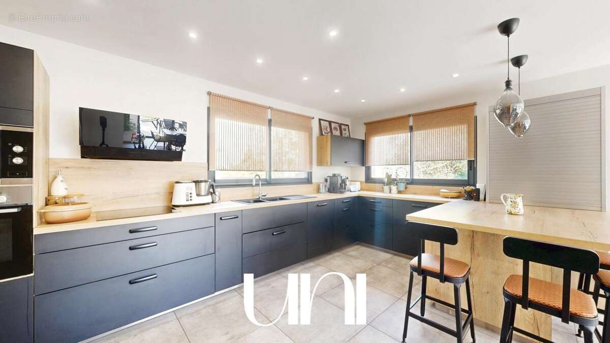 Maison à BIEVILLE-BEUVILLE