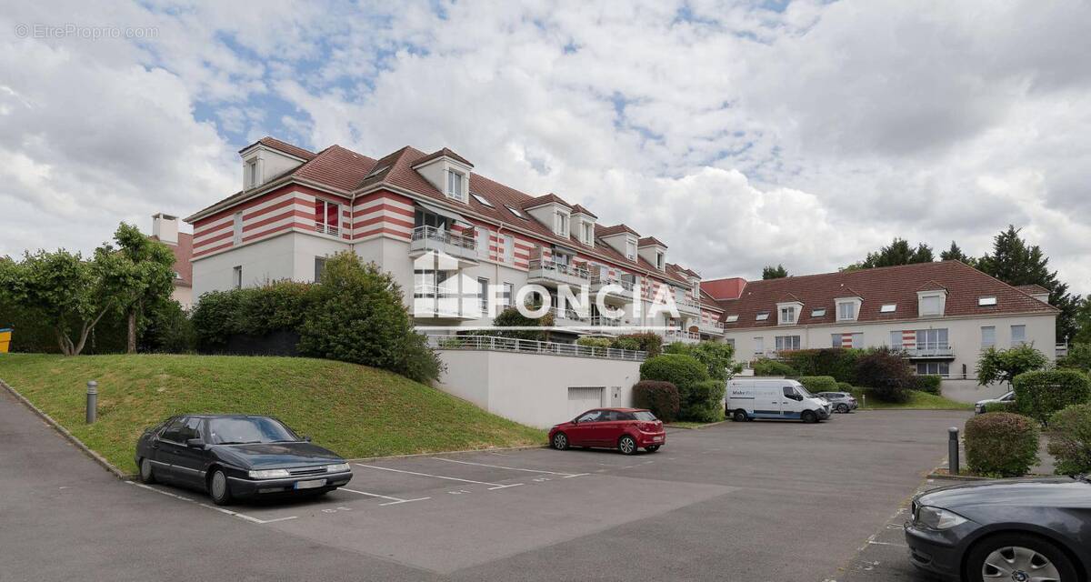 Appartement à PRINGY