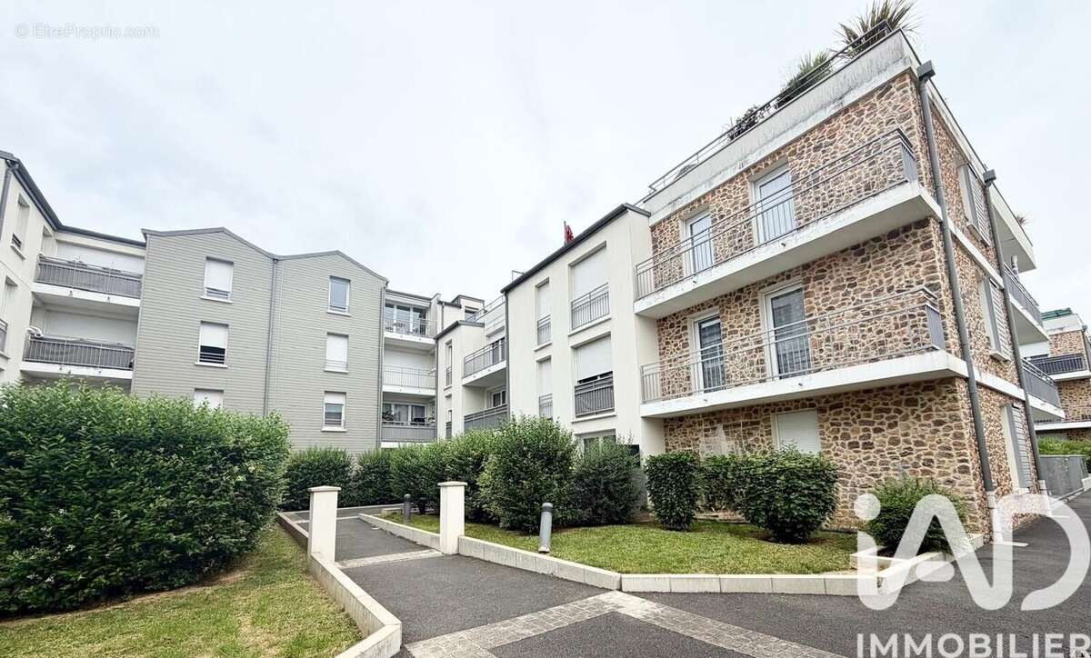 Photo 8 - Appartement à BRIE-COMTE-ROBERT