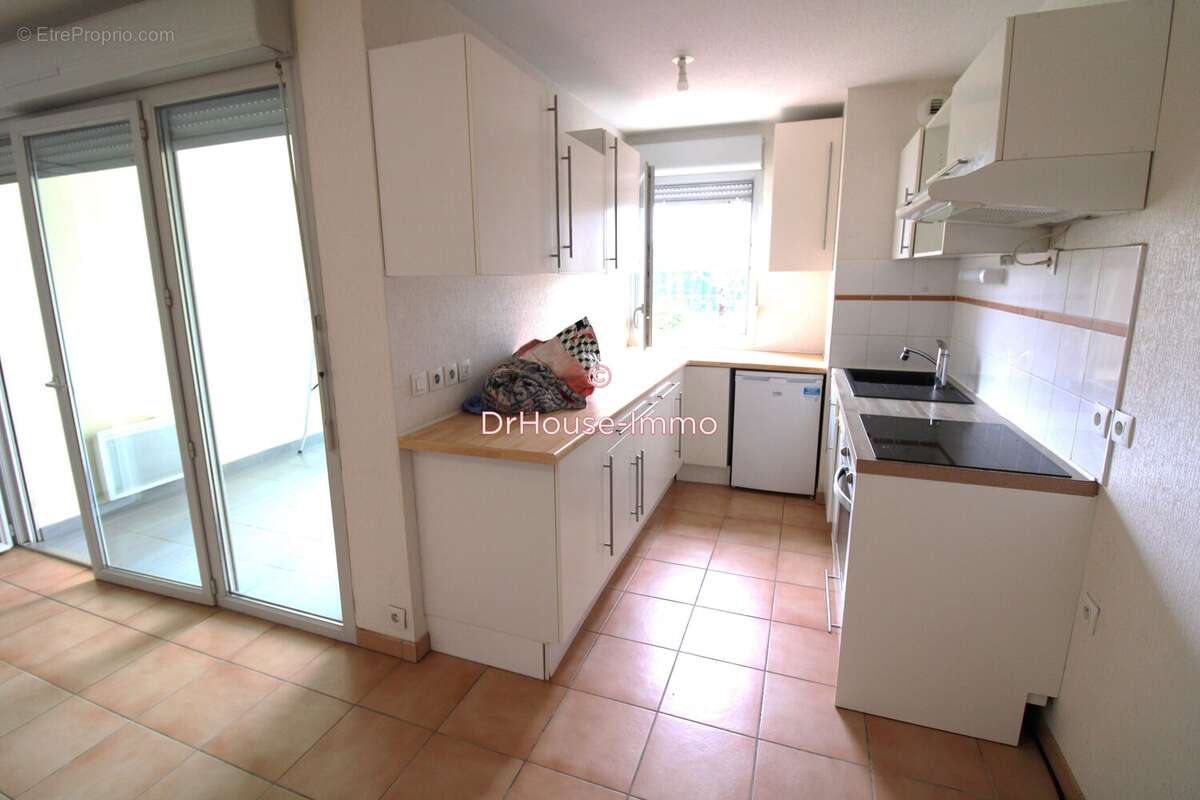 Appartement à FROUZINS