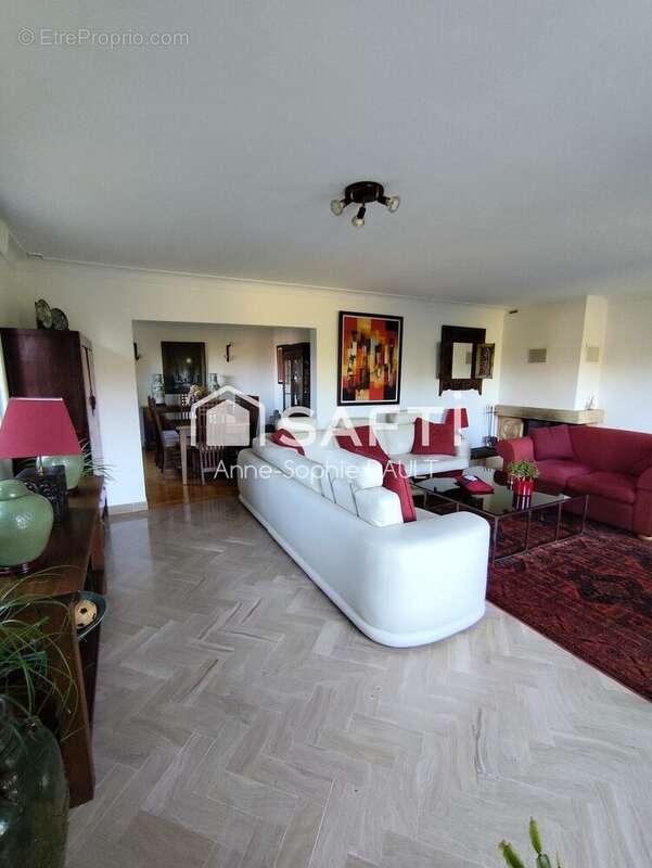 Photo 2 - Maison à SAINT-JULIEN