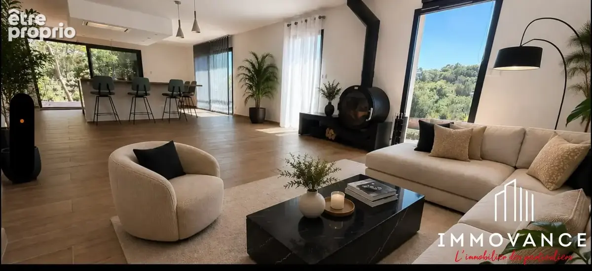 Maison 6 pièces 147 m² à vendre à Nimes (30000) - photo 2