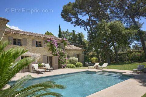 Maison à MOUGINS