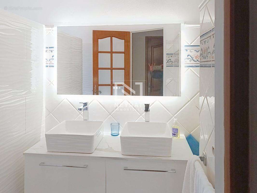 Maison à TOURRETTES