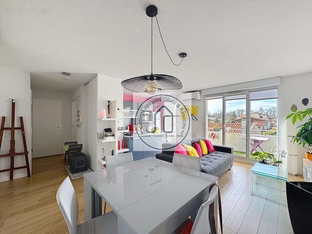 Appartement à AUCAMVILLE