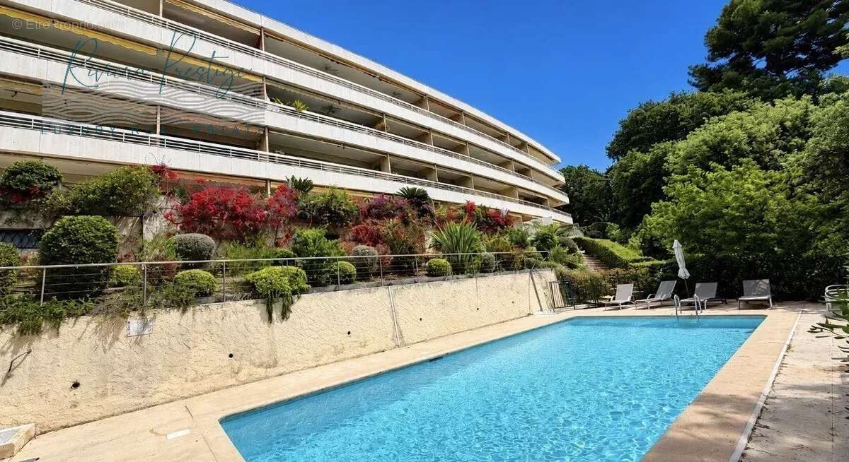 Appartement à LE CANNET