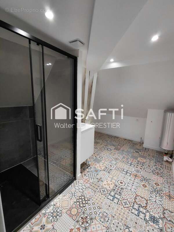 Photo 5 - Appartement à SAINT-LOUIS-DE-MONTFERRAND