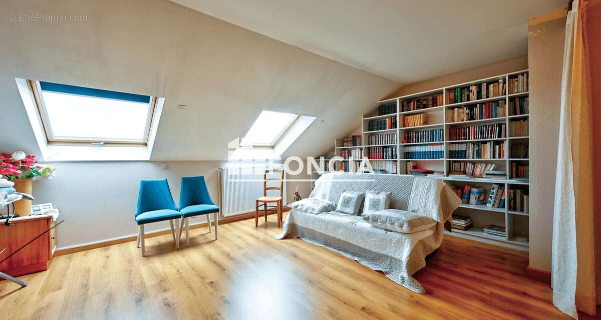 Appartement à MANTES-LA-JOLIE