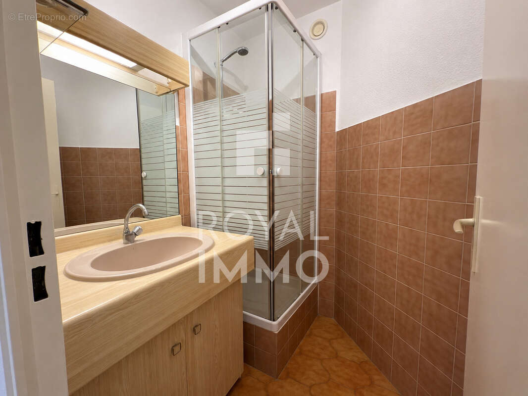 Appartement à SIX-FOURS-LES-PLAGES