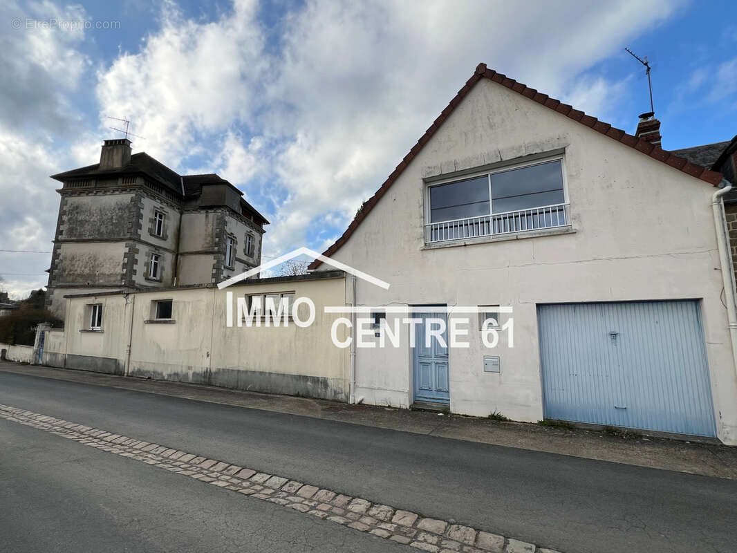 Maison à LA FERTE-MACE