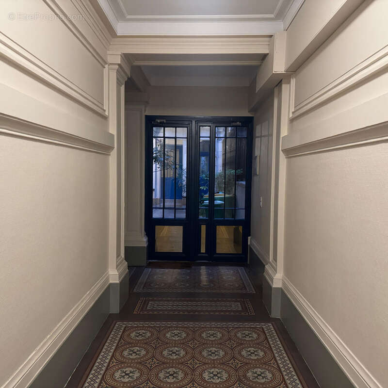 Appartement à PARIS-9E