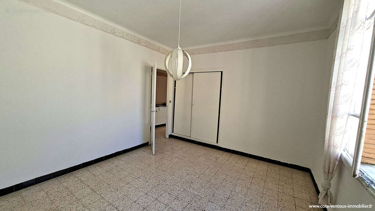 Maison à ROQUEMAURE