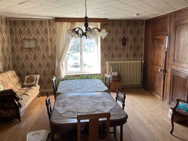 Maison à BLEURVILLE