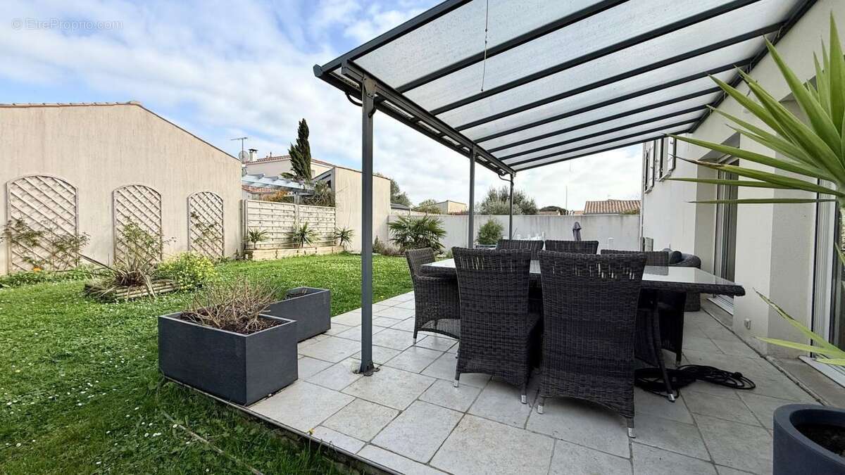 Maison à NIEUL-SUR-MER