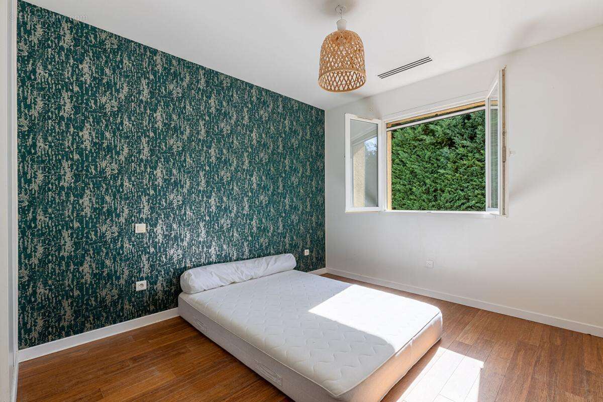 À VENDRE Villa  Plain-pied T4 de 92 m2 avec piscine à Bessières - 31660 - photo 8