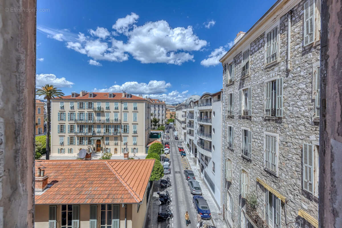 Appartement 87 m² à Nice  - photo 18