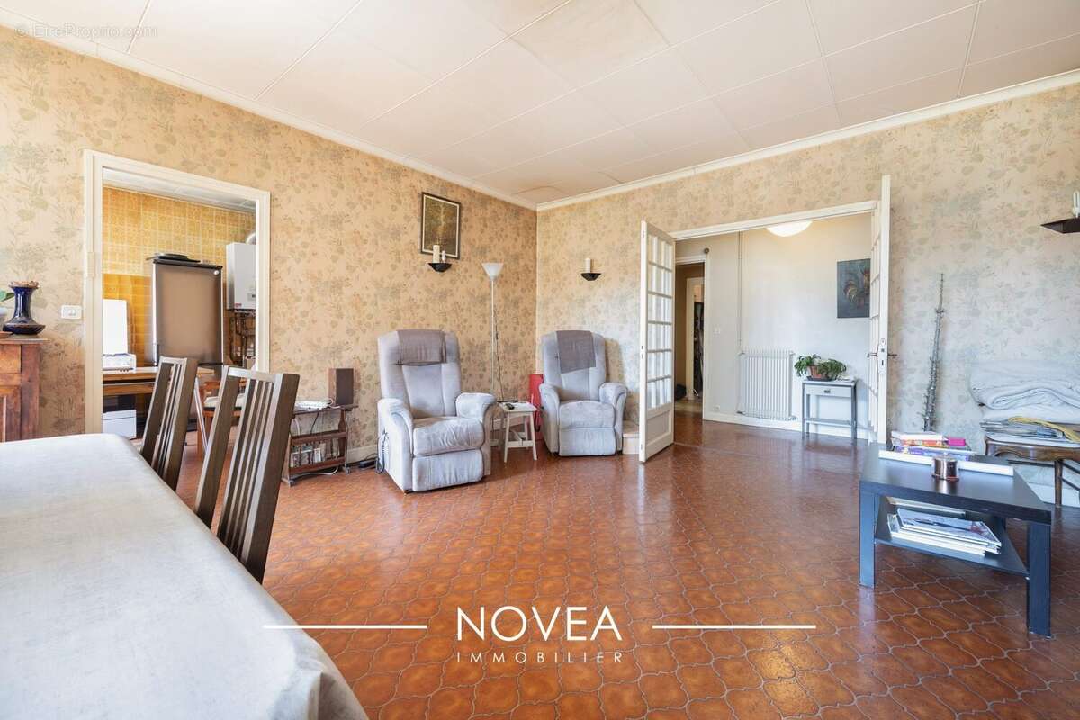 Appartement à LYON-4E