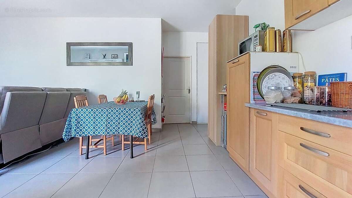 Appartement à MEYZIEU