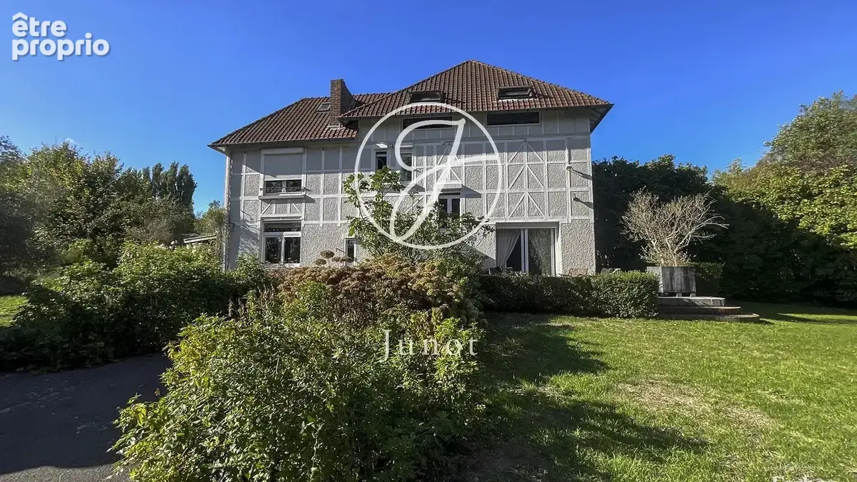 Wervicq-Sud - MONTAGNE - Maison - 6 pièces - 230 m² - 4 /5 chambres - Jardin - Garage - photo 11