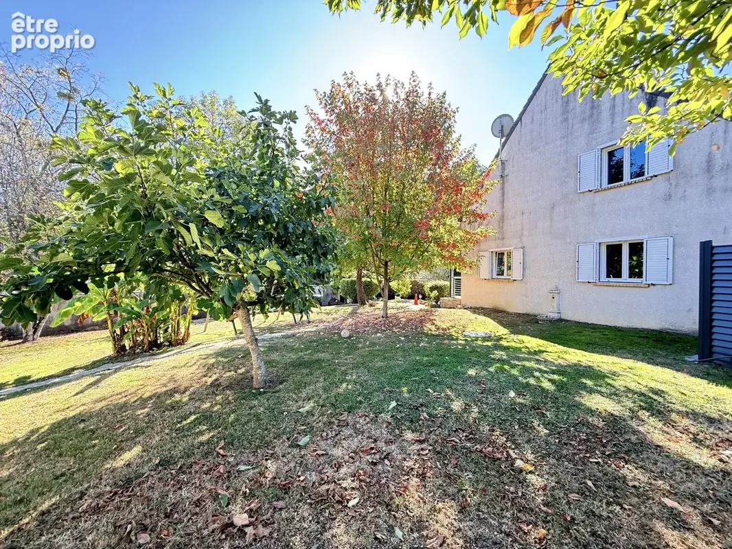 Maison familiale 207m 2, 4 chambres et véranda. - photo 14