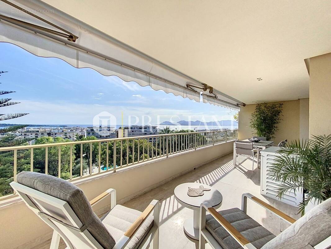 Appartement à CANNES