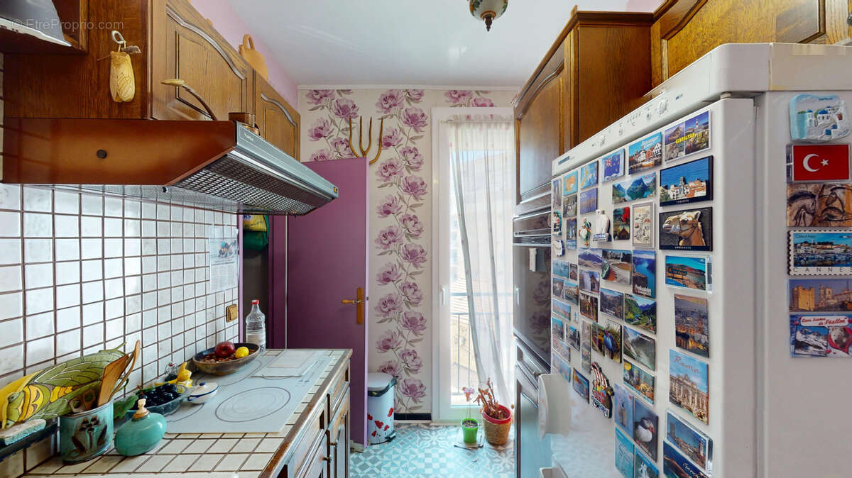 Appartement à MARSEILLE-8E